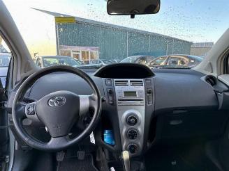 Toyota Yaris  picture 11