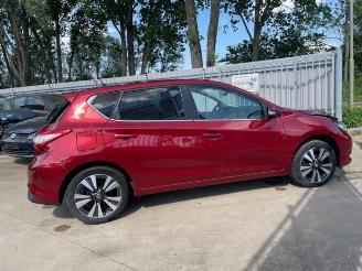 Nissan Pulsar  picture 4