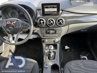 Mercedes B-klasse B (W246), Hatchback, 2011 / 2018 1.6 B-180 BlueEFFICIENCY Turbo 16V picture 15