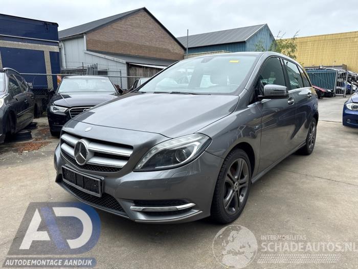 Mercedes B-klasse B (W246/W242), Hatchback, 2011 / 2018 1.6 B-180 BlueEFFICIENCY Turbo 16V