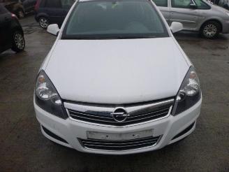 Opel Astra 1.6 I picture 6