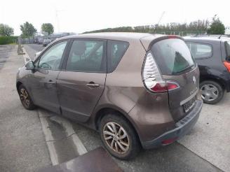 Renault Scenic 1.6 DCI picture 3