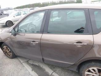 Renault Scenic 1.6 DCI picture 7