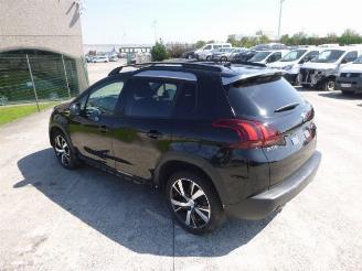 Peugeot 2008 GT LINE 1.5 HDI picture 3