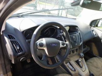 Ford Focus 1.6  TDCI picture 21
