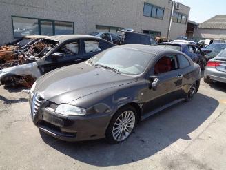 Alfa Romeo GT 1.9 JTD 16V 937A5000 picture 2