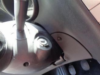 Alfa Romeo GT 1.9 JTD 16V 937A5000 picture 17