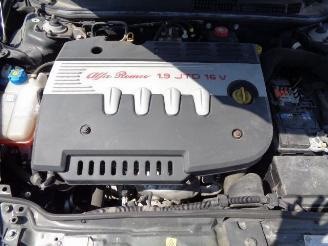 Alfa Romeo GT 1.9 JTD 16V 937A5000 picture 11