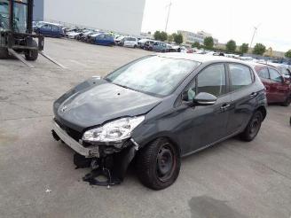 Peugeot 208 1.4  HDI  ACTIVE picture 3