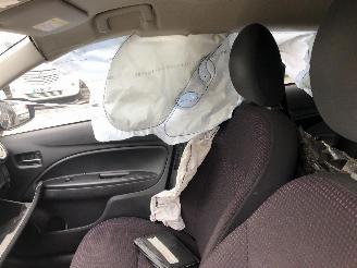 Mitsubishi Space-star 1.2 picture 7