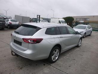 Vaurioauto  passenger cars Opel Insignia INNOVATION 1.6 CDTI 2019/11