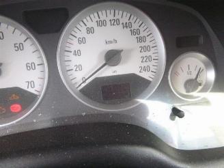 Opel Astra 1.6 picture 18