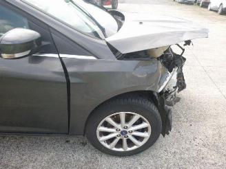 Ford Focus TITANIUM 1.5 TDCI picture 10