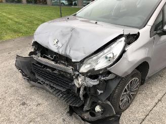 Peugeot 2008 1.2 HMZ AUTOMATIQUE picture 9