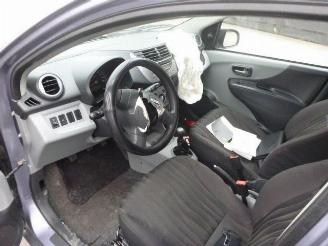 Nissan Pixo 1.0 picture 5