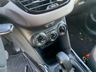 Peugeot 2008 1.2   ACTIVE picture 12