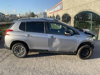 Peugeot 2008 1.2   ACTIVE picture 4