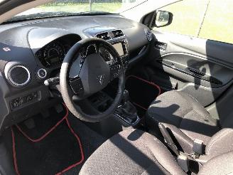 Mitsubishi Space-star 1.2 picture 5