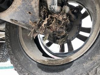 Mitsubishi Pajero 3.2  DI-D picture 18