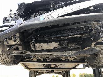 Volkswagen Golf 2.0 TFSI  R 4 MOTION picture 16