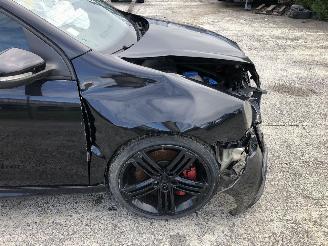 Volkswagen Golf 2.0 TFSI  R 4 MOTION picture 13