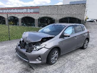 Toyota Auris 1.8 HYBRIDE 2ZR picture 3