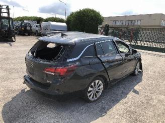 Opel Astra SPORTS TOURER 1.6CDT picture 3