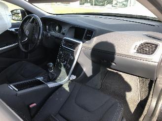 Volvo V-60 1.6 D picture 16