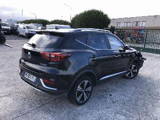 Auto incidentate MG ZS  2021/8