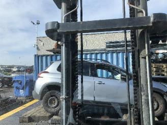 Peugeot 2008 1.5 hdi  GT LINE picture 18