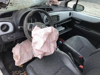 Toyota Yaris 1.5 HYBRIDE picture 5