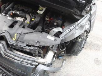 Citroën C4-picasso 1.6 hdi  7 places picture 17