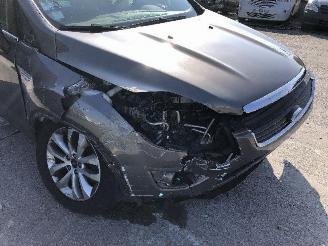 Ford Kuga 2.0 TDCI picture 8
