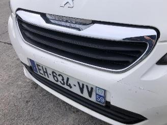 Peugeot 108 1.2  VTI picture 11