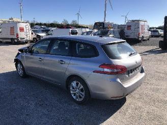 Peugeot 308 308 II SW  1.5hdi automat picture 2