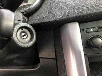 Peugeot 207 207 cc   1.6  hdi picture 23