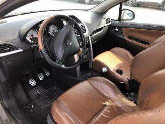 Peugeot 207 207 cc   1.6  hdi picture 8