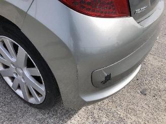 Peugeot 207 207 cc   1.6  hdi picture 14