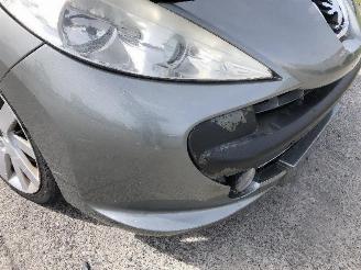 Peugeot 207 207 cc   1.6  hdi picture 17