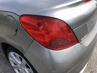 Peugeot 207 207 cc   1.6  hdi picture 13