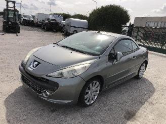 Peugeot 207 207 cc   1.6  hdi picture 3