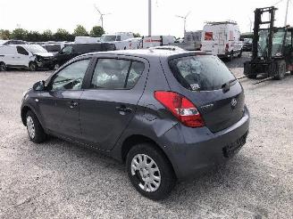 Hyundai I-20 1.4 crdi picture 2