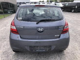 Hyundai I-20 1.4 crdi picture 10