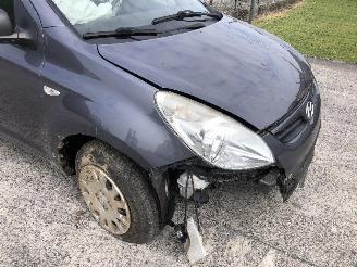 Hyundai I-20 1.4 crdi picture 8