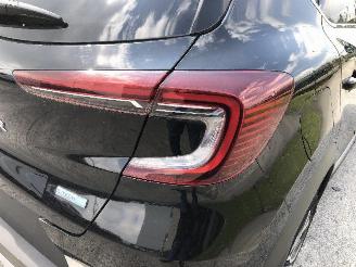 Renault Captur E-TECH HYBRID picture 12