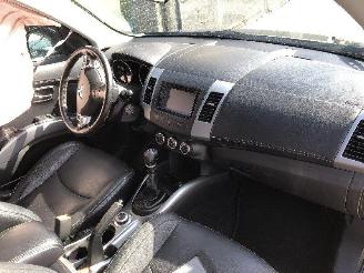 Mitsubishi Outlander 2.3  did 4WD picture 21
