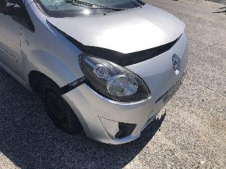 Renault Twingo 1.1  D4F picture 10