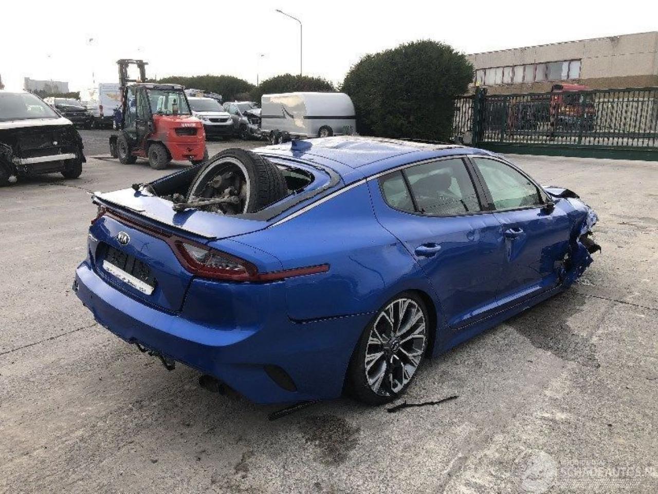 Kia Stinger 2.0 T  G4KL