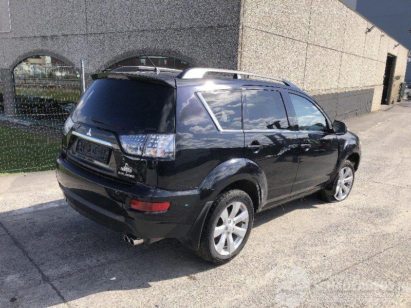 Mitsubishi Outlander 2.3  did 4WD