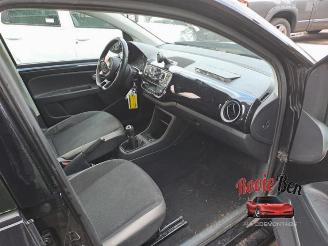 Volkswagen Up! Up! (121), Hatchback, 2011 1.0 12V 60 picture 10